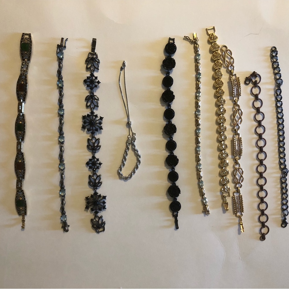 REDUCED PRICE Large Lot of Bracelets Bracelet Lot Great Bracelet Value